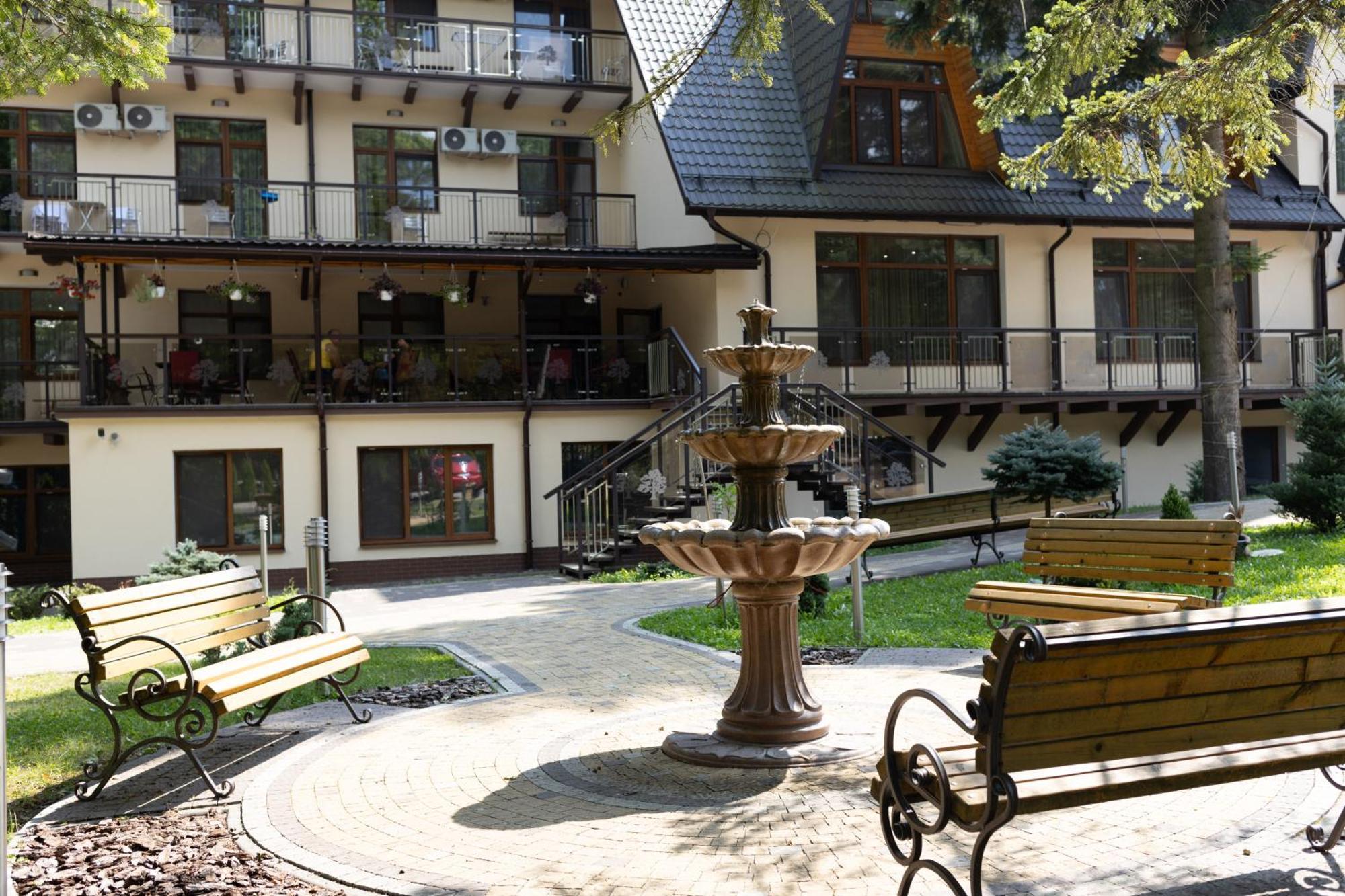 Vitapark Stariy Dub Truskavets Exterior photo
